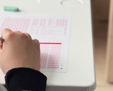 Rozpal wewnętrzną iskrę do nauki: 12 sprawdzonych sposobów, które działają na dłużej