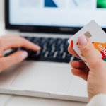 Nie zostawiaj pieniędzy przy kasie: maksymalizuj korzyści z programów lojalnościowych z cashbackiem
