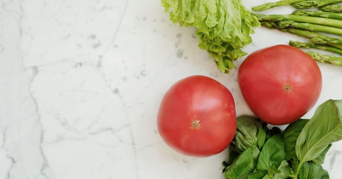Jedz mądrze, pij sprytnie: dieta, która trzyma kamienie nerkowe na dystans